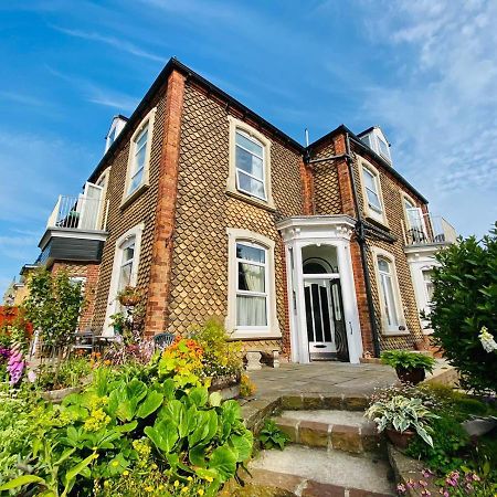 Fishtail House - Stylish Apartments Minutes From The Sea Hornsea Exterior foto