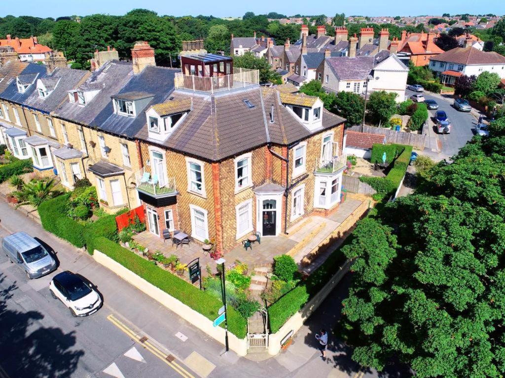 Fishtail House - Stylish Apartments Minutes From The Sea Hornsea Exterior foto